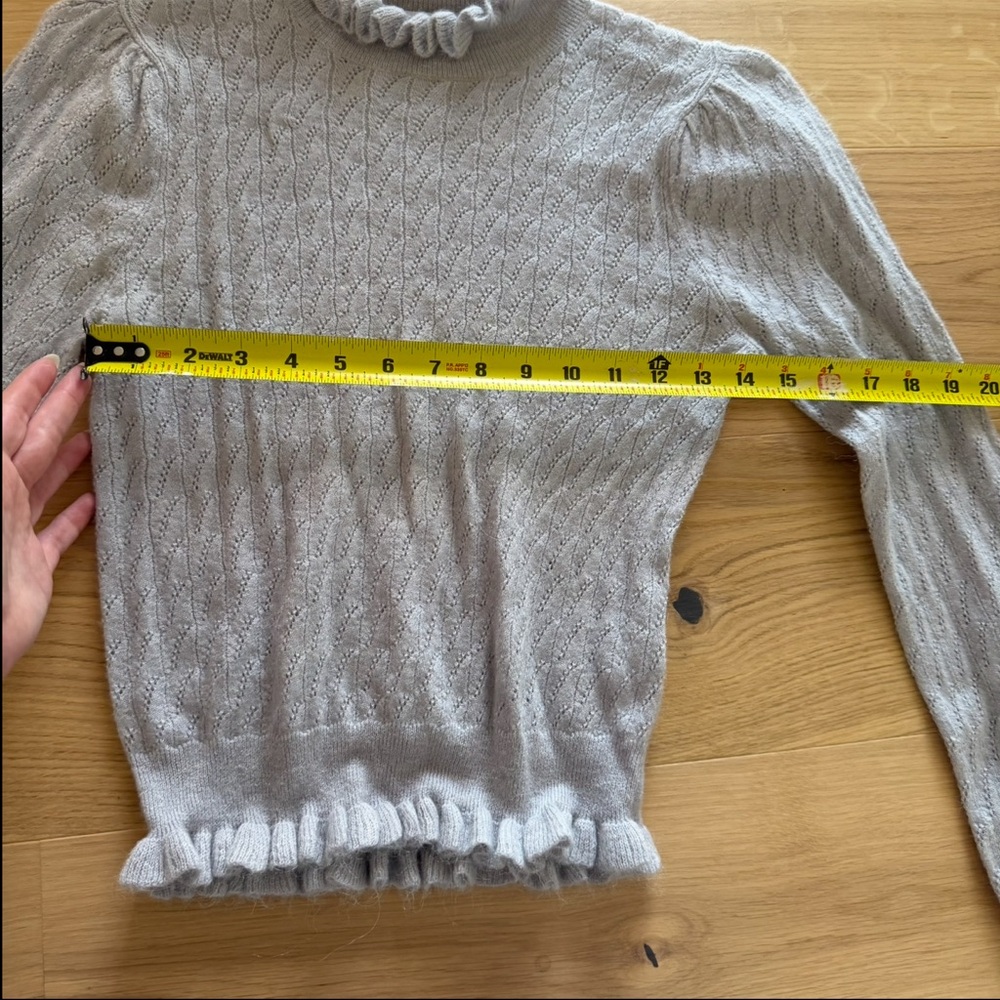 Zara Knit Wool Light Gray Ruffled Sweater - Picture 6 of 9